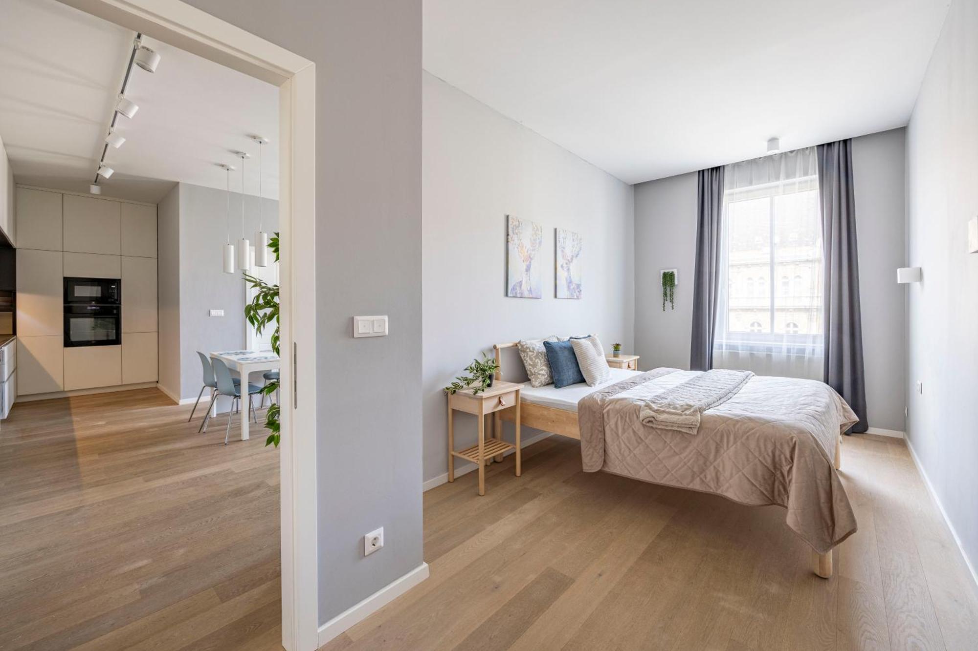 Stylish & Spacious Central Suite By Prestige Homes Boedapest Buitenkant foto